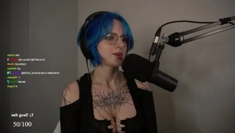 LyraCr0w0: Age, Height, Wiki, Bio, Net Worth, and Boyfriend bigwritehook